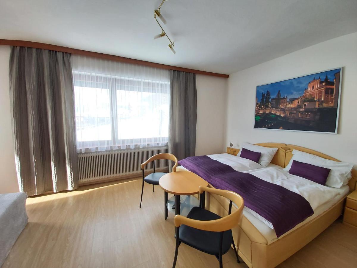 Pension Karlsdorfer Hof Seeboden Bagian luar foto