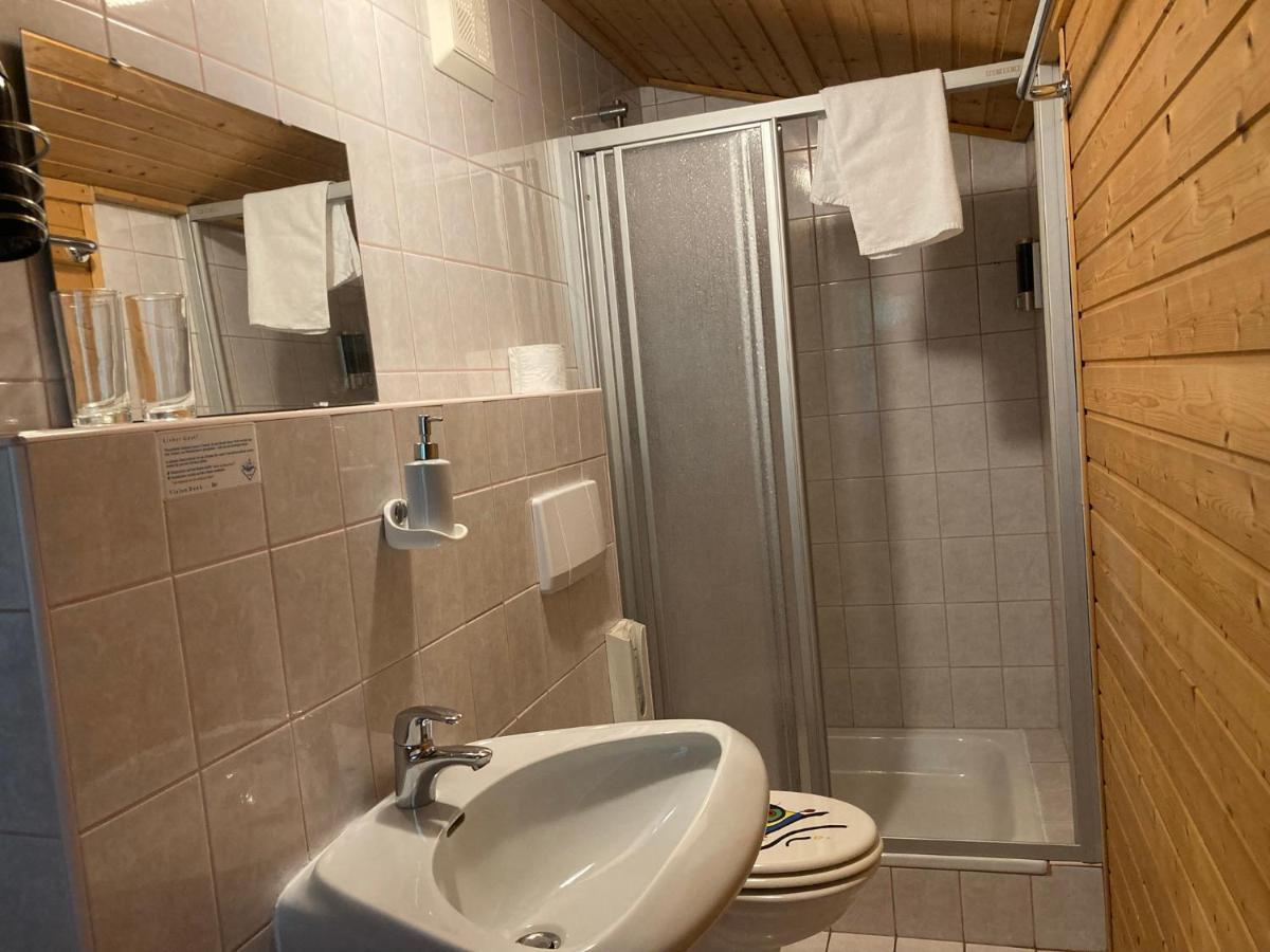Pension Karlsdorfer Hof Seeboden Bagian luar foto