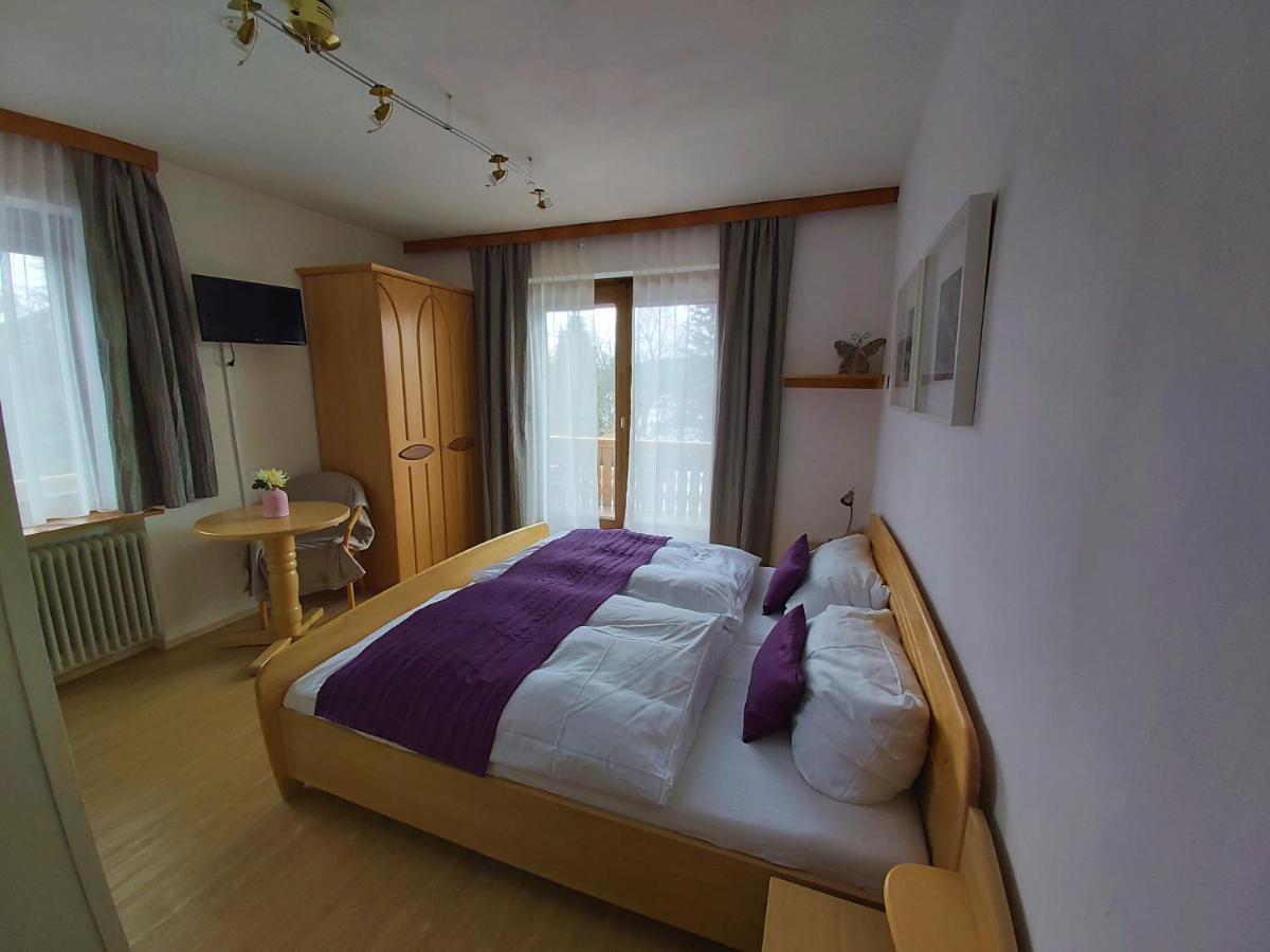 Pension Karlsdorfer Hof Seeboden Bagian luar foto