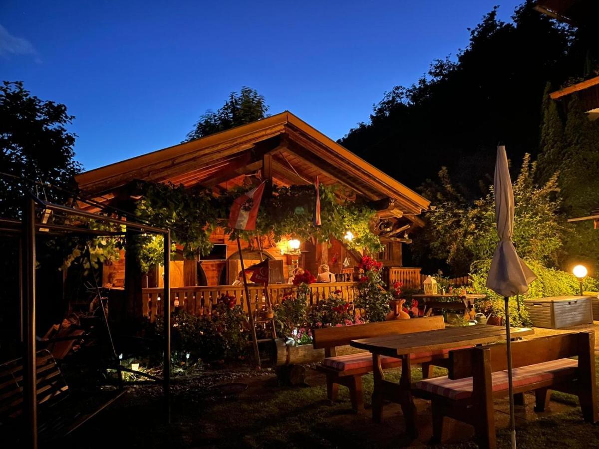 Pension Karlsdorfer Hof Seeboden Bagian luar foto