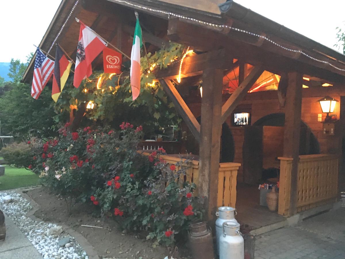 Pension Karlsdorfer Hof Seeboden Bagian luar foto